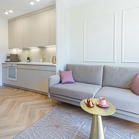 Apartment Golden Elite *