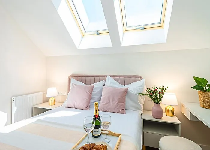 Golden Elite Apartment